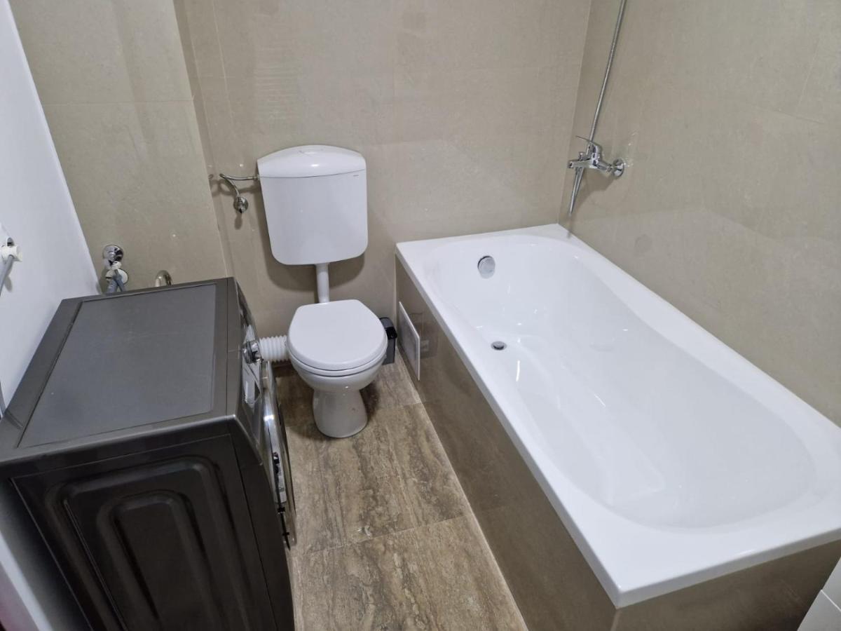 Danube Apartment Braila Ngoại thất bức ảnh