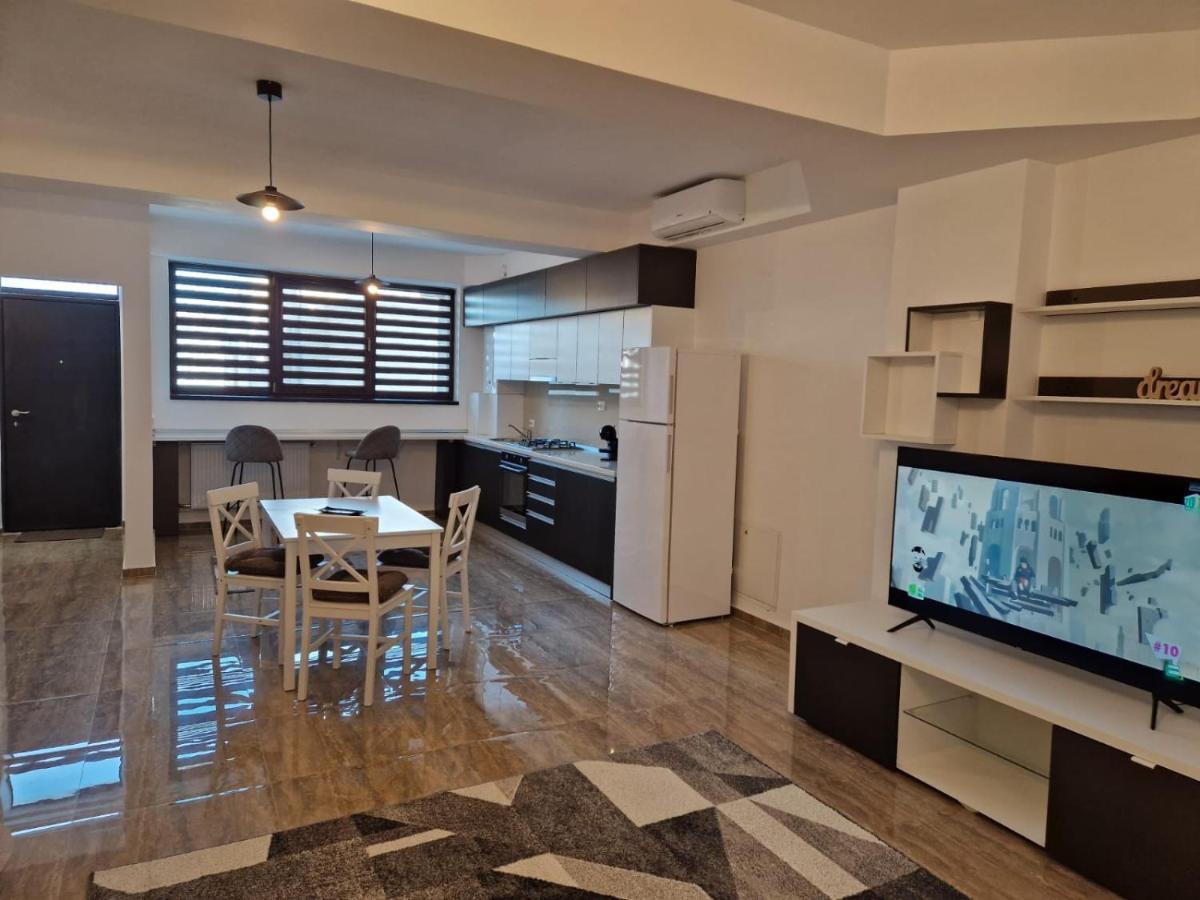 Danube Apartment Braila Ngoại thất bức ảnh
