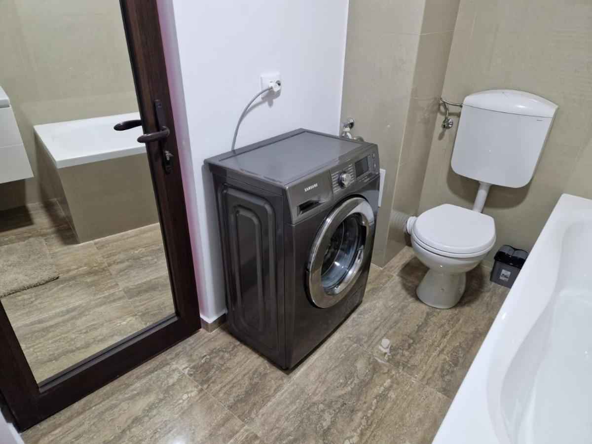 Danube Apartment Braila Ngoại thất bức ảnh